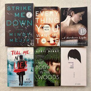 6 Young Adult Mystery Triller Books / Paperback / Mindy Meija, Jennifer Donnelly